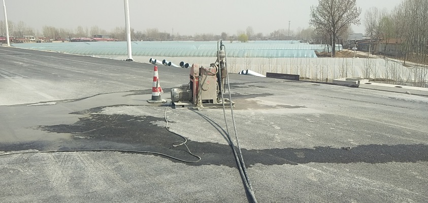兴宁道路回填土下沉注浆
